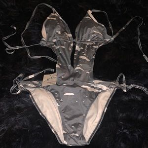 Marina West - cut out Bathing suit one piece